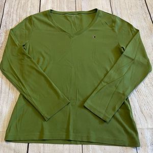 Tommy Hilfiger Women’s Green XL Long Sleeve Tee Shirt Like New